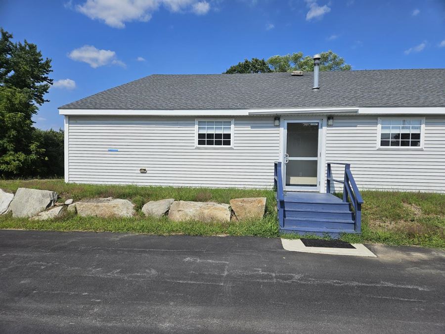 216 Central Street, Hudson, NH 03051