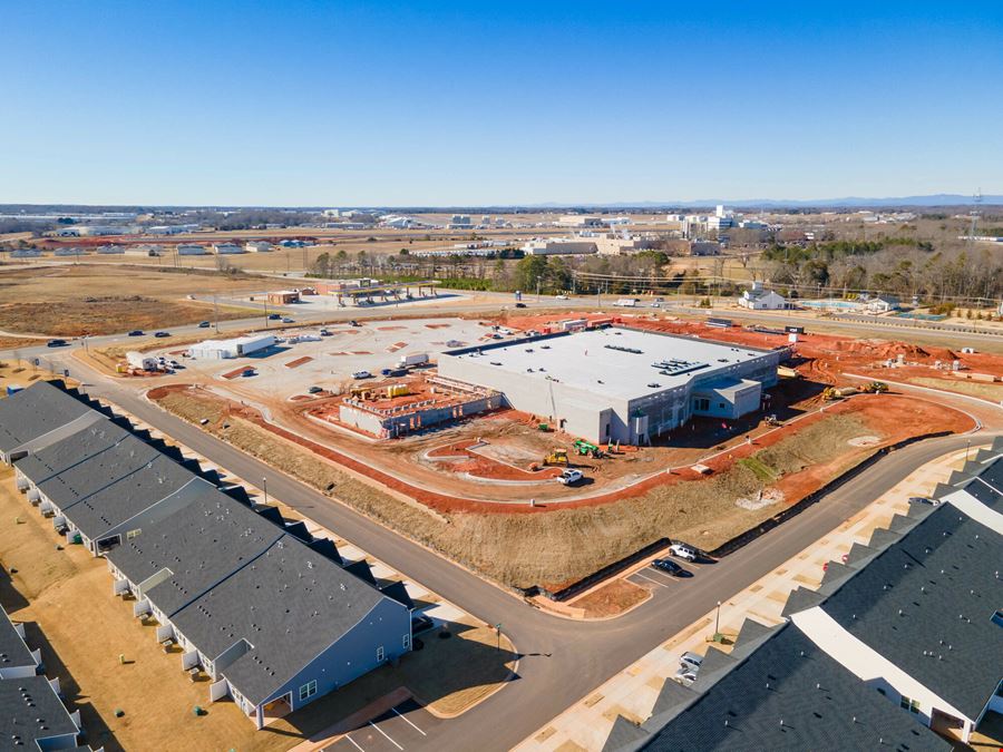 Publix-anchored Shopping Center