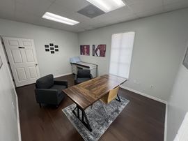 1270 Orange Ave