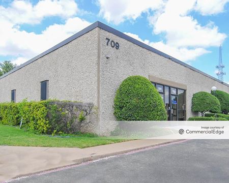Commercial space for Rent at 717 Lingco Drive in Richardson