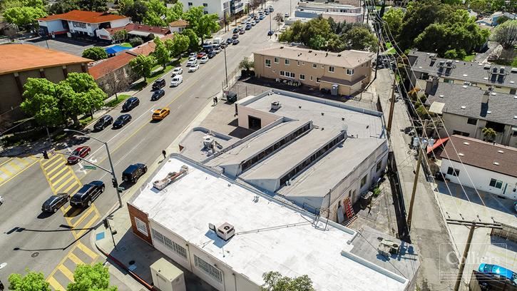 For Sale in Burbank: 11,521 SF Industrial Building