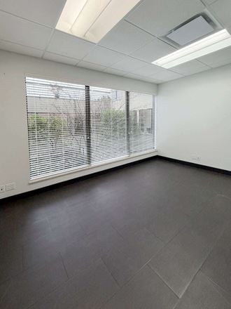 Unit 214 145 15th Street West