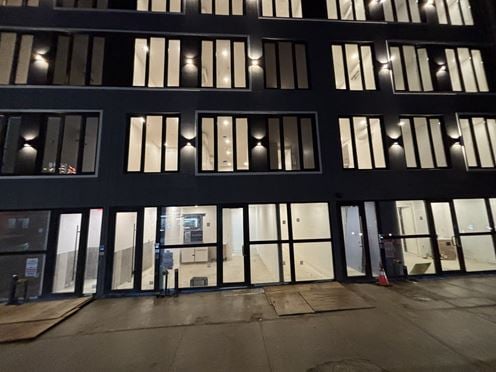 103 Moore St