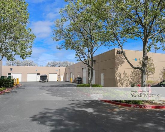 Tully Business Center