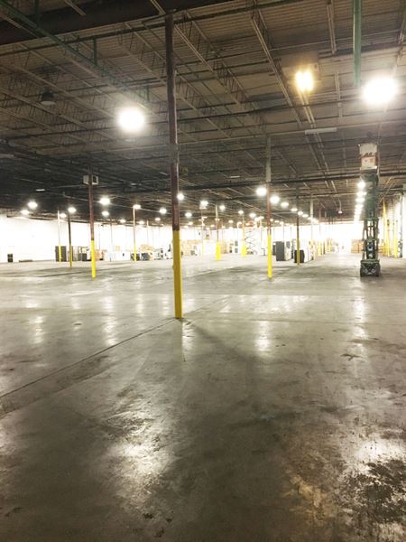 For Lease: 82,000 SF Warehouse | Richmond, VA - Richmond