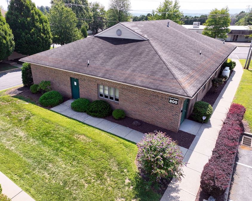 800 Coventry Dr