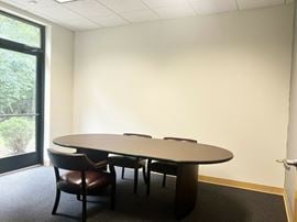200 Cascade Pointe Ln, Unit 105