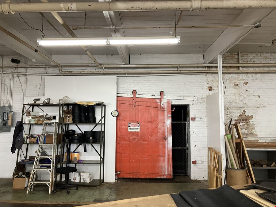 588 Monroe St & 34 Brown