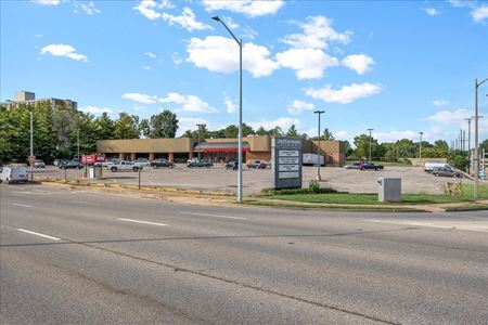 Photo of commercial space at 719 W Jefferson St in Springfield