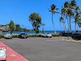 Aina Hou Shopping Center