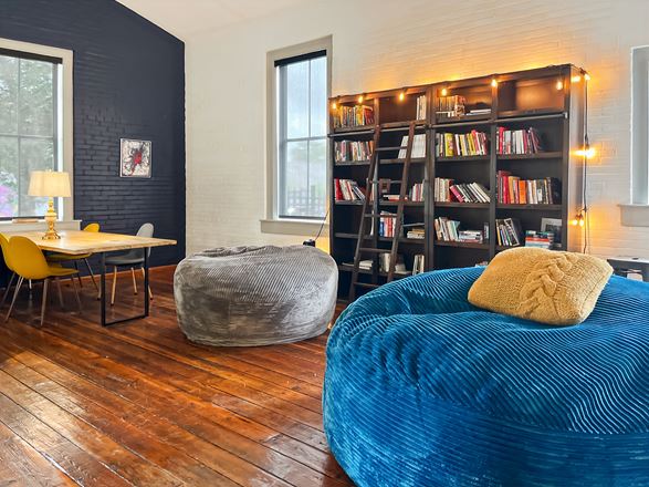 Regus - Gainesville - Main St