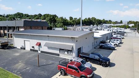 Industrial space for Rent at 753 Friedens Rd in Saint Charles