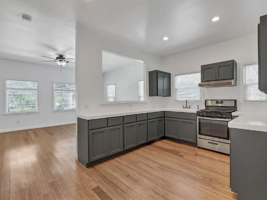 Bixby Park Apartments