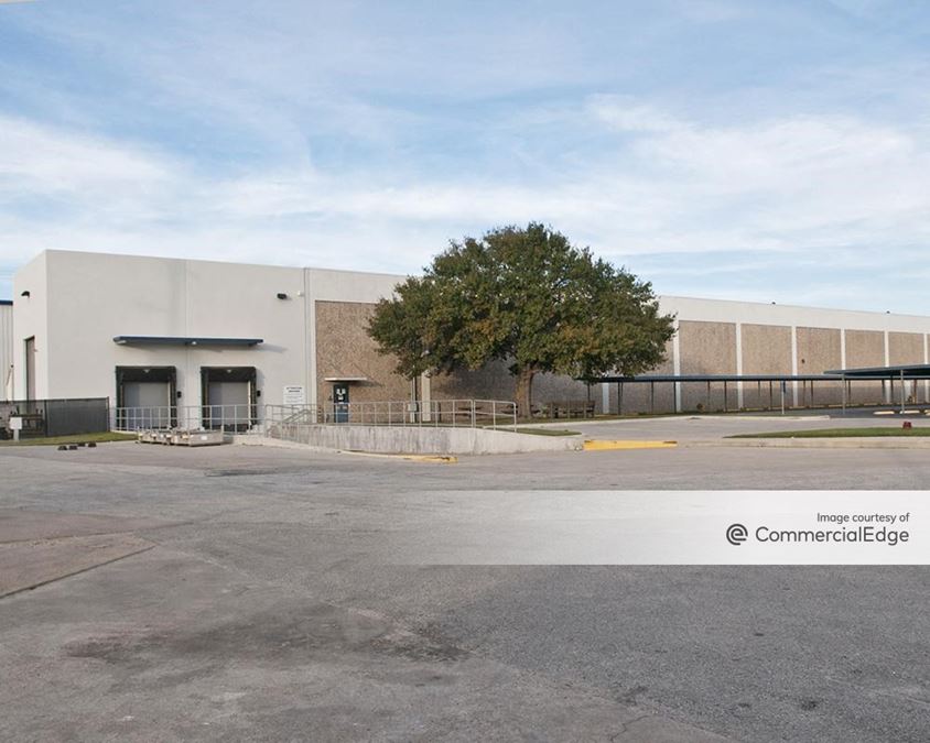555 Industrial Blvd - 555 Industrial Blvd | Industrial Building