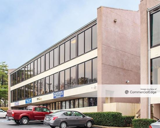 Northlake Executive Center