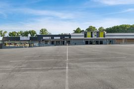 3100 Branch Ave