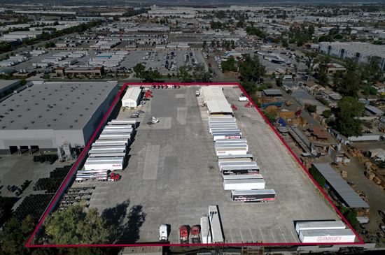 13803 Santa Ana Ave