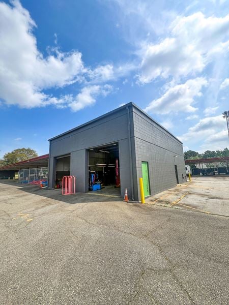 Retail space for Rent at 1001 Old Easley Hwy in Greenville