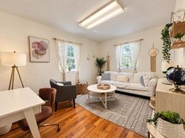 2906 Douglas Ave Office Suite