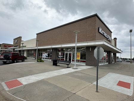 Retail space for Rent at 12300 K Plaza in Omaha