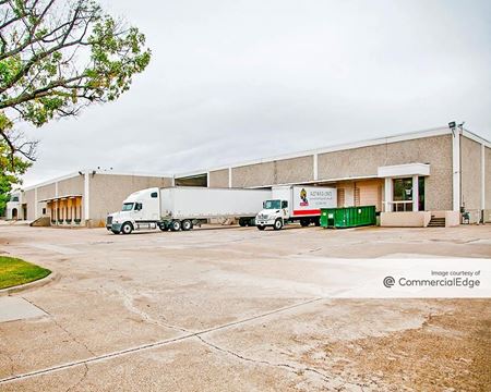 Industrial space for Rent at 4550 Spring Valley Road in Dallas