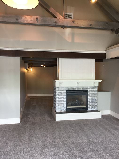 1202 Main St