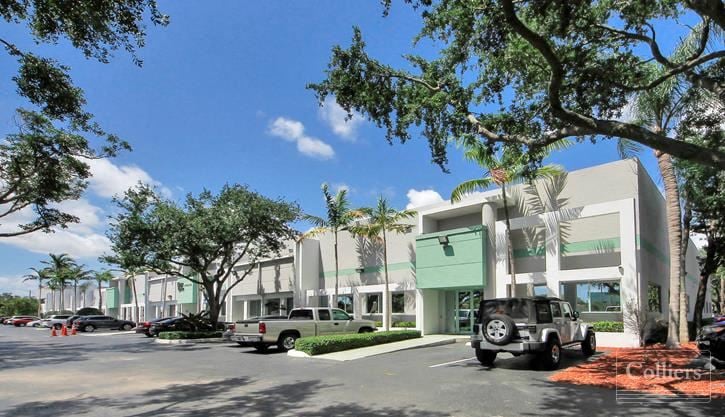 Crown Center | ±1,900 SF - 50,000 SF Opportunity | Fort Lauderdale Premier Office Campus for Lease