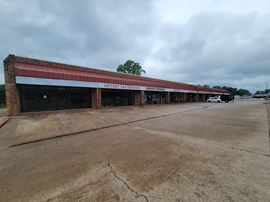 1,102 SF Retail Space Available | Heritage Square Shopping Center