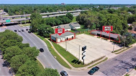 Commercial space for Rent at 1332 &amp; 1348 N. Cleveland in Wichita