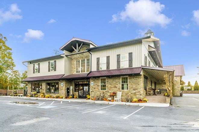 Widespread Country Market & The Bullpen Restaurant