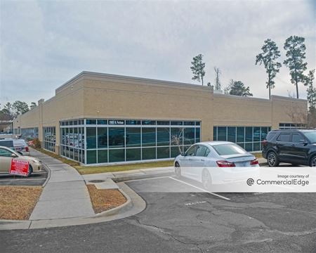 Photo of commercial space at 2805 North Parham Road in Henrico