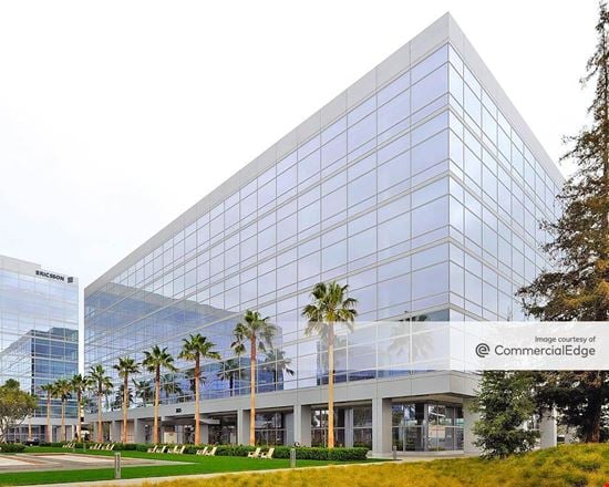 Santa Clara Square - West Side Campus III