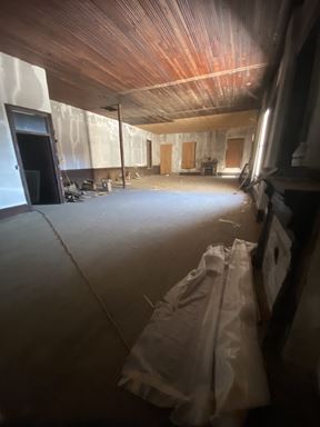 116 Courthouse Square - Upstairs