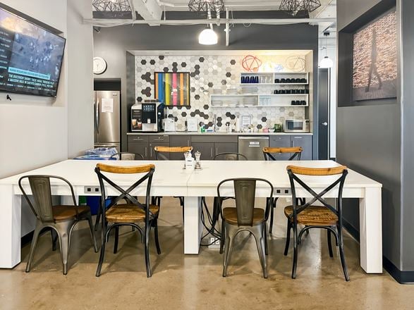 Regus - Calgary – Place