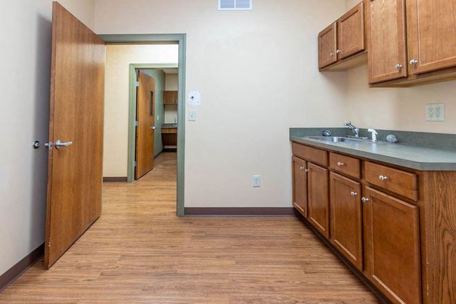 42 Professional Parkway -  Medical & Professional Offices