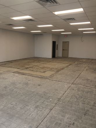 1195 Lincoln Ave - 1,852+/- SF Retail Space