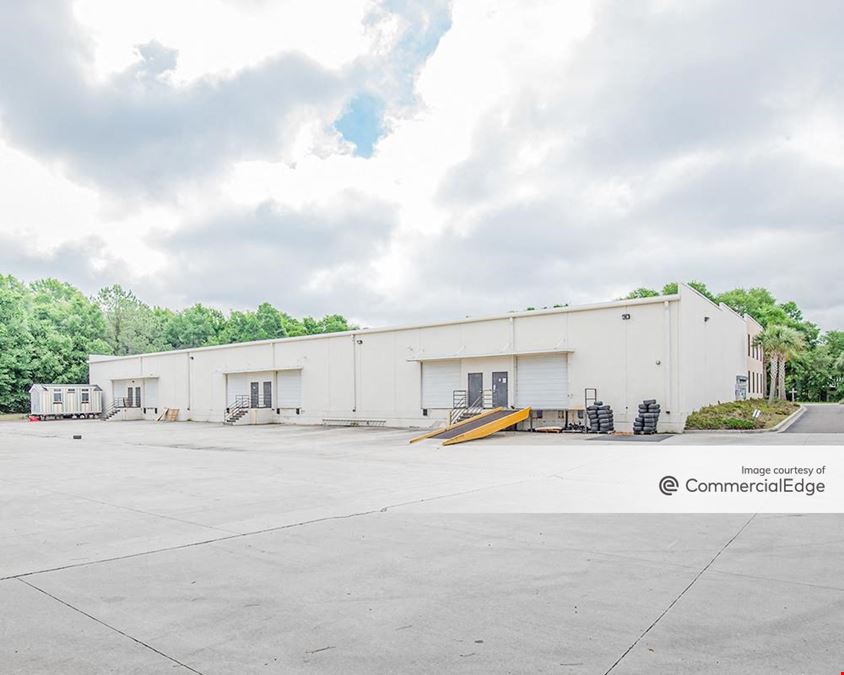 2300 Clements Ferry Road