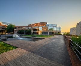 11 Canal Center Plaza