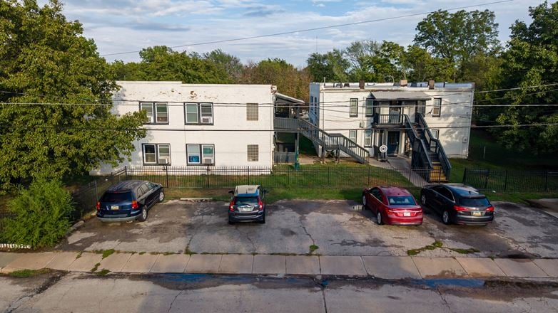 Wellington Place Apartments