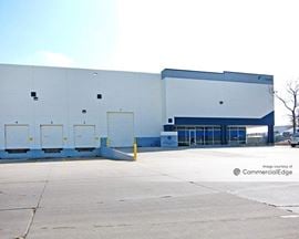 Airport Distribution Center