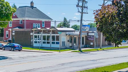 Photo of commercial space at 609 West Euclid Avenue in Arlington Heights