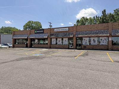 Maple Plaza West
