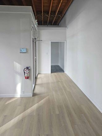 158 West 5th Avenue