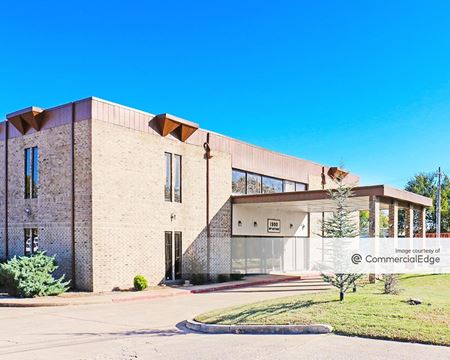 Office space for Rent at 1900 North MacArthur Blvd in Oklahoma City