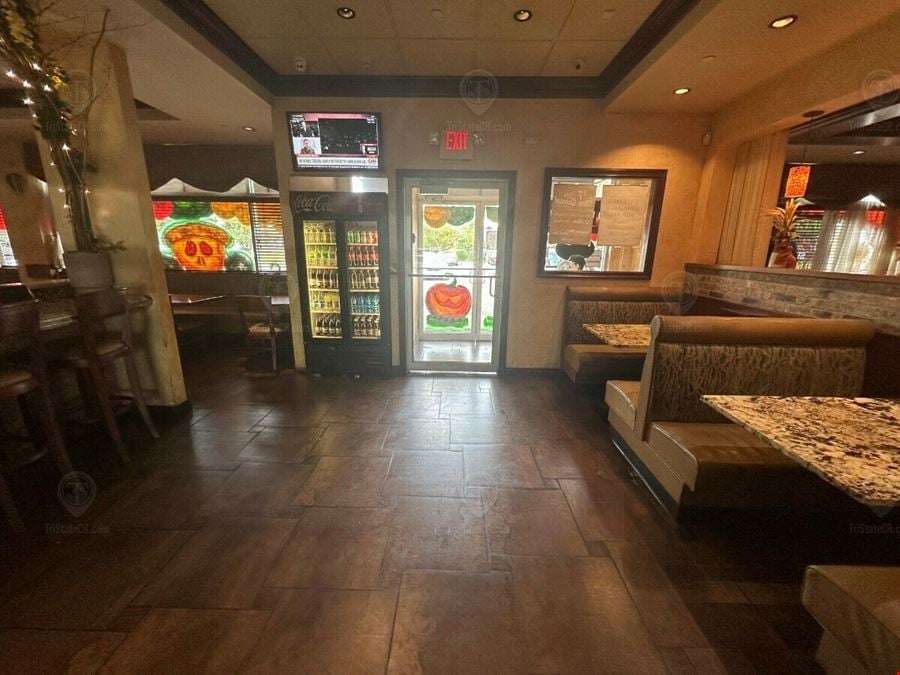 3,500 SF | 45 Merrick Rd | Established Brick Oven Pizzeria for Lease