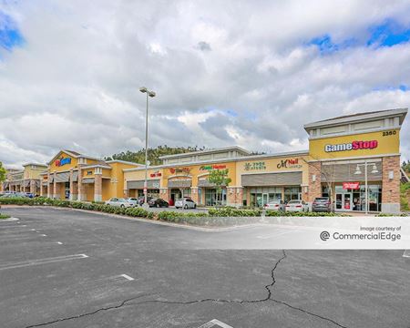 Retail space for Rent at 2330 South Azusa Avenue in West Covina