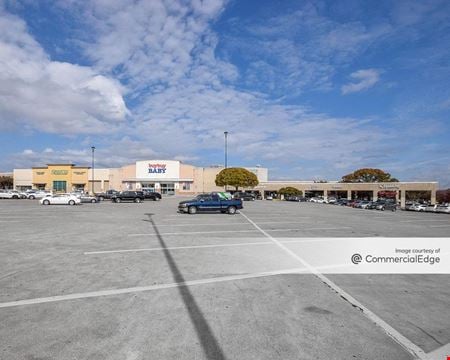 Retail space for Rent at 4730 SW Loop 820 in Fort Worth