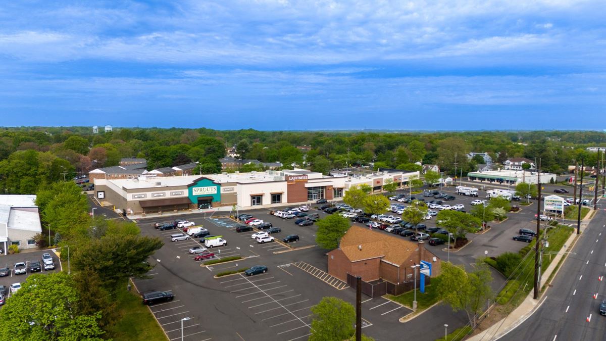 Aberdeen Plaza