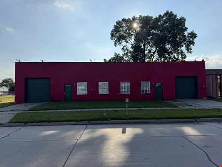 Industrial space for Sale at 23515-23525 Blackstone Avenue in Warren