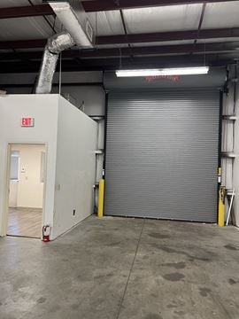 2433-2437 S 86th St | Flex space for Lease
